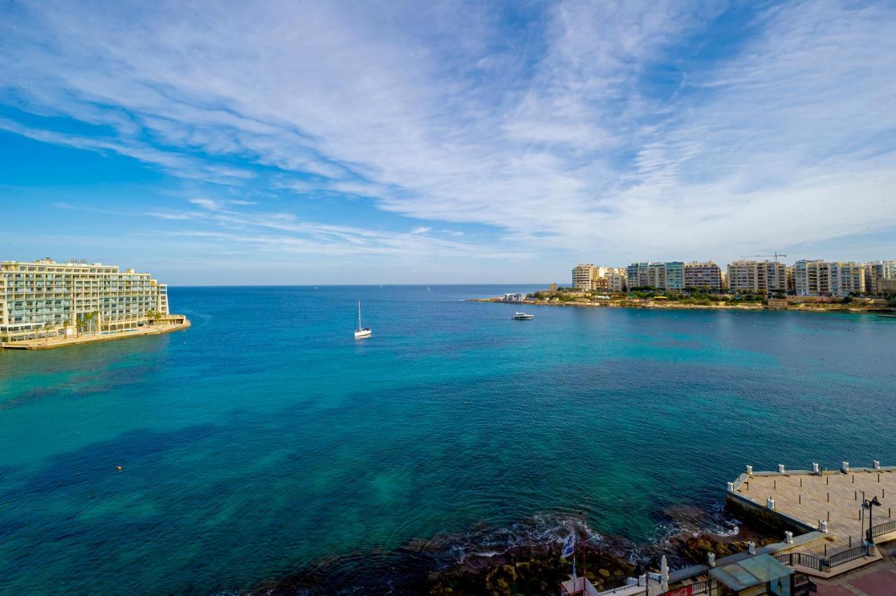 Spinola Bay Top Floor Seafront 3 Bedroom Apartment With Panoramic Sea Views - By Getawaysmalta Saint Julian's ภายนอก รูปภาพ