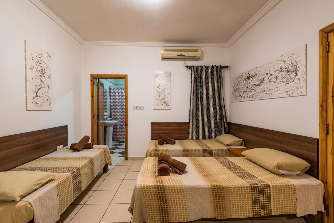 Spinola Bay Top Floor Seafront 3 Bedroom Apartment With Panoramic Sea Views - By Getawaysmalta Saint Julian's ภายนอก รูปภาพ