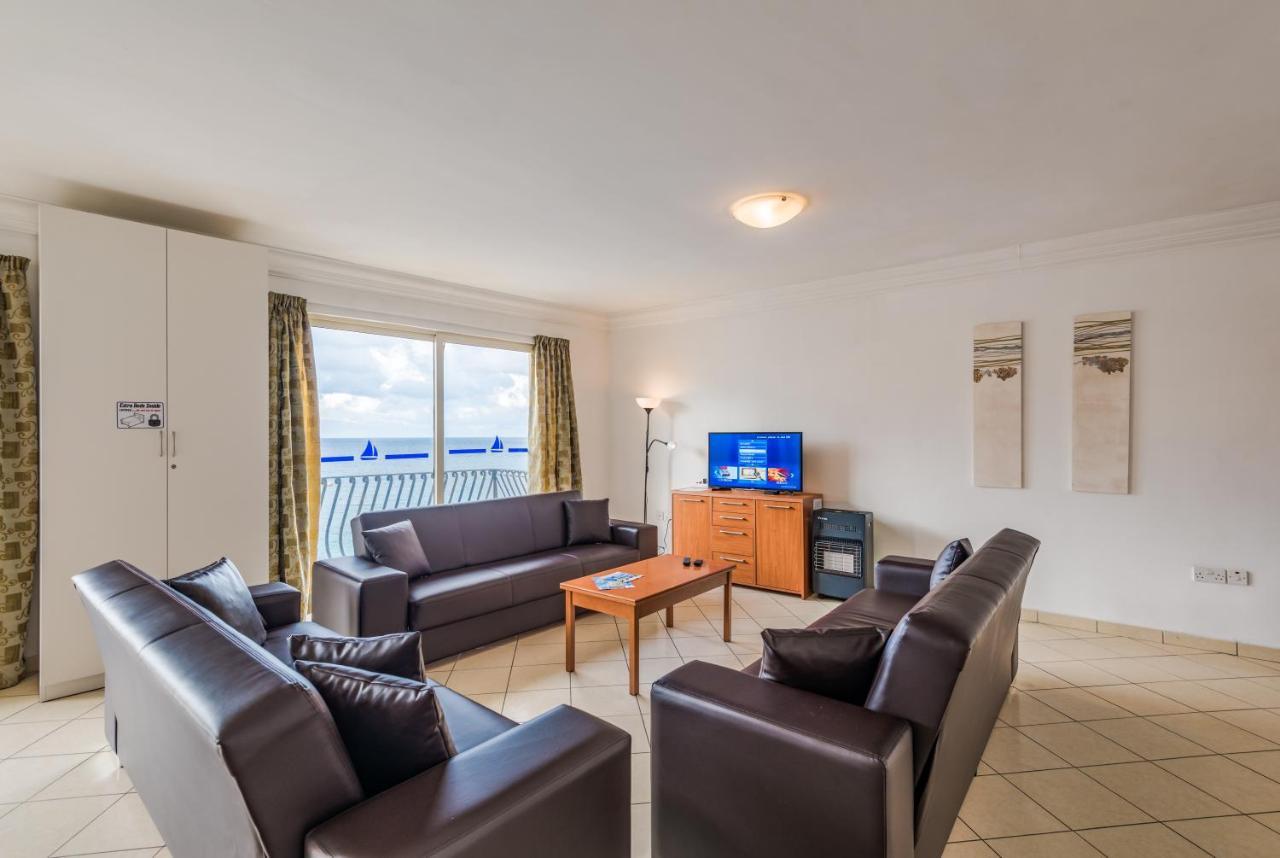 Spinola Bay Top Floor Seafront 3 Bedroom Apartment With Panoramic Sea Views - By Getawaysmalta Saint Julian's ภายนอก รูปภาพ